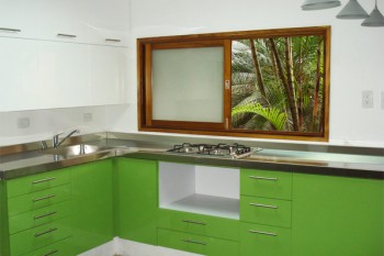 Disenos-de-cocinas-modernas-350x233